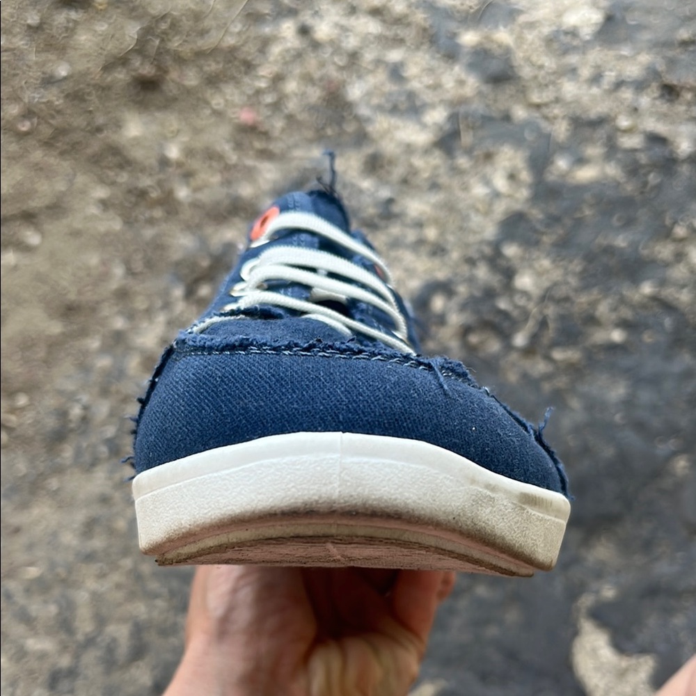 Vionic Beach Denim Blue Sneakers - Picture 6 of 12